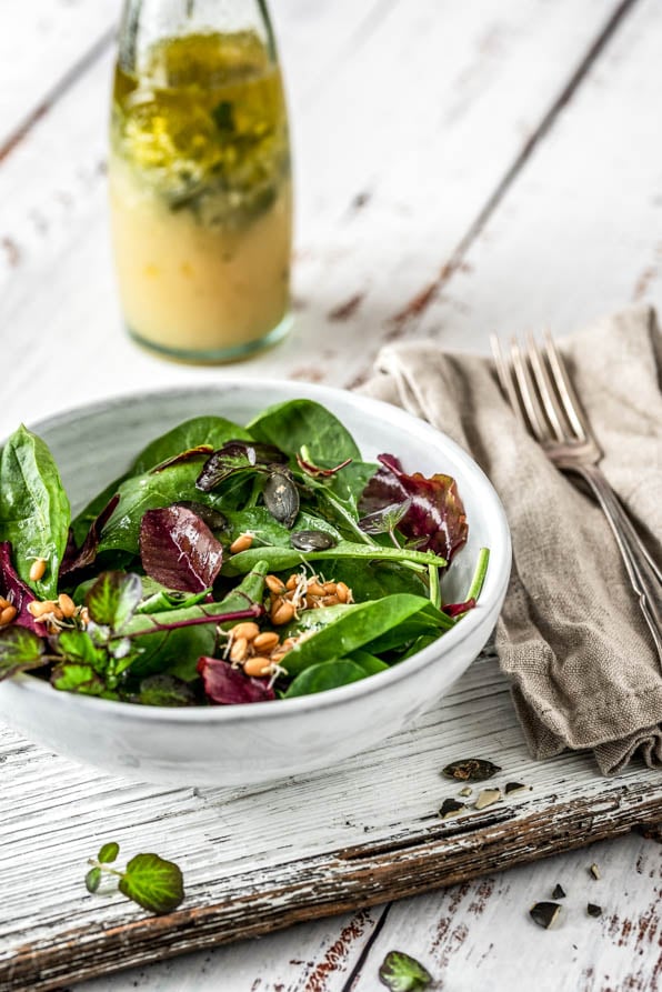 Bunter Blattsalat mit Biss | Rezept