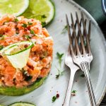 Lachstatar mit Limetten und Toastbrot