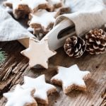 Weiche Zimtsterne frisch gebacken und servierbereit