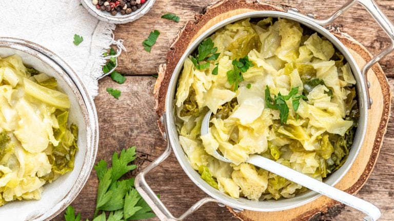 Wirsing zubereiten - schnell und einfach | Rezept