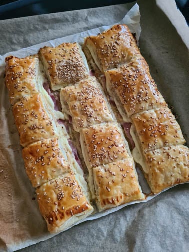 Blätterteig herzhaft - schneller Snack | Rezept Blätterteig herzhaft - schneller Snack | Rezept