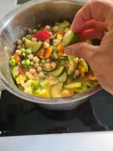 Schnelles Kichererbsen Curry in Kochtopf