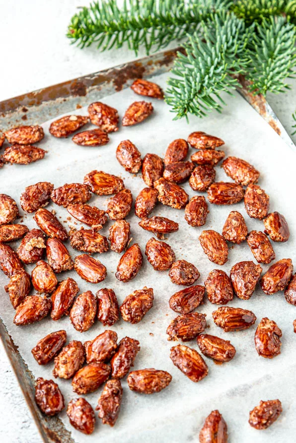 Gebrannte Mandeln – das einfache Rezept wie vom Weihnachtsmarkt Gebrannte Mandeln – das einfache Rezept wie vom Weihnachtsmarkt