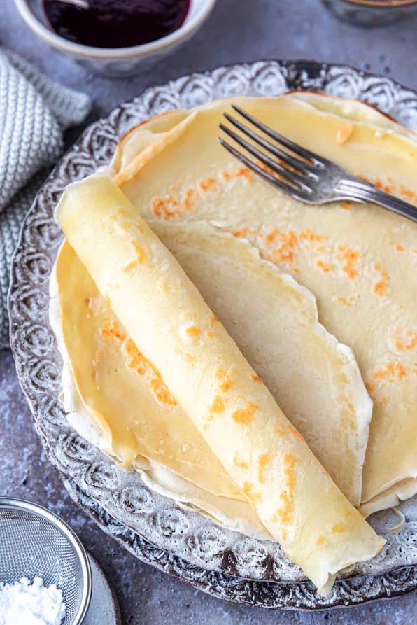 Pfannkuchen wie früher – ein Grundrezept für süß & herzhaft, das immer ... Pfannkuchen wie früher – ein Grundrezept für süß & herzhaft, das immer ...